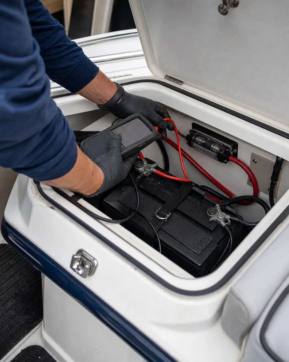 Marine batteries and electrical wiring repair