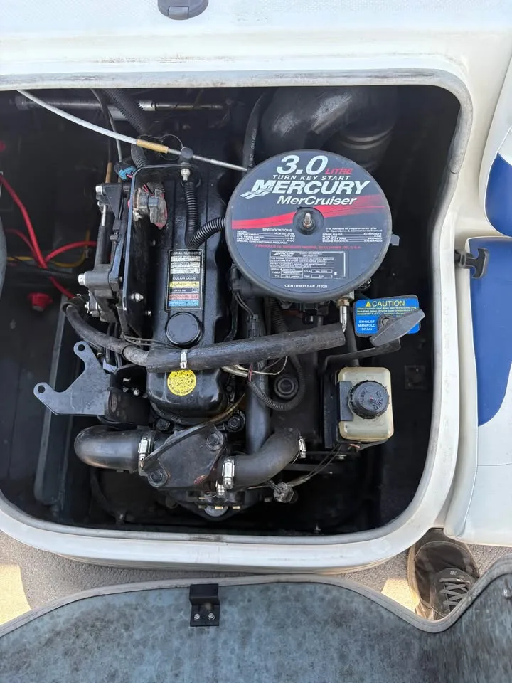 MerCruiser 3.0 L engine in the Bayliner 175 Bowrider engine bay